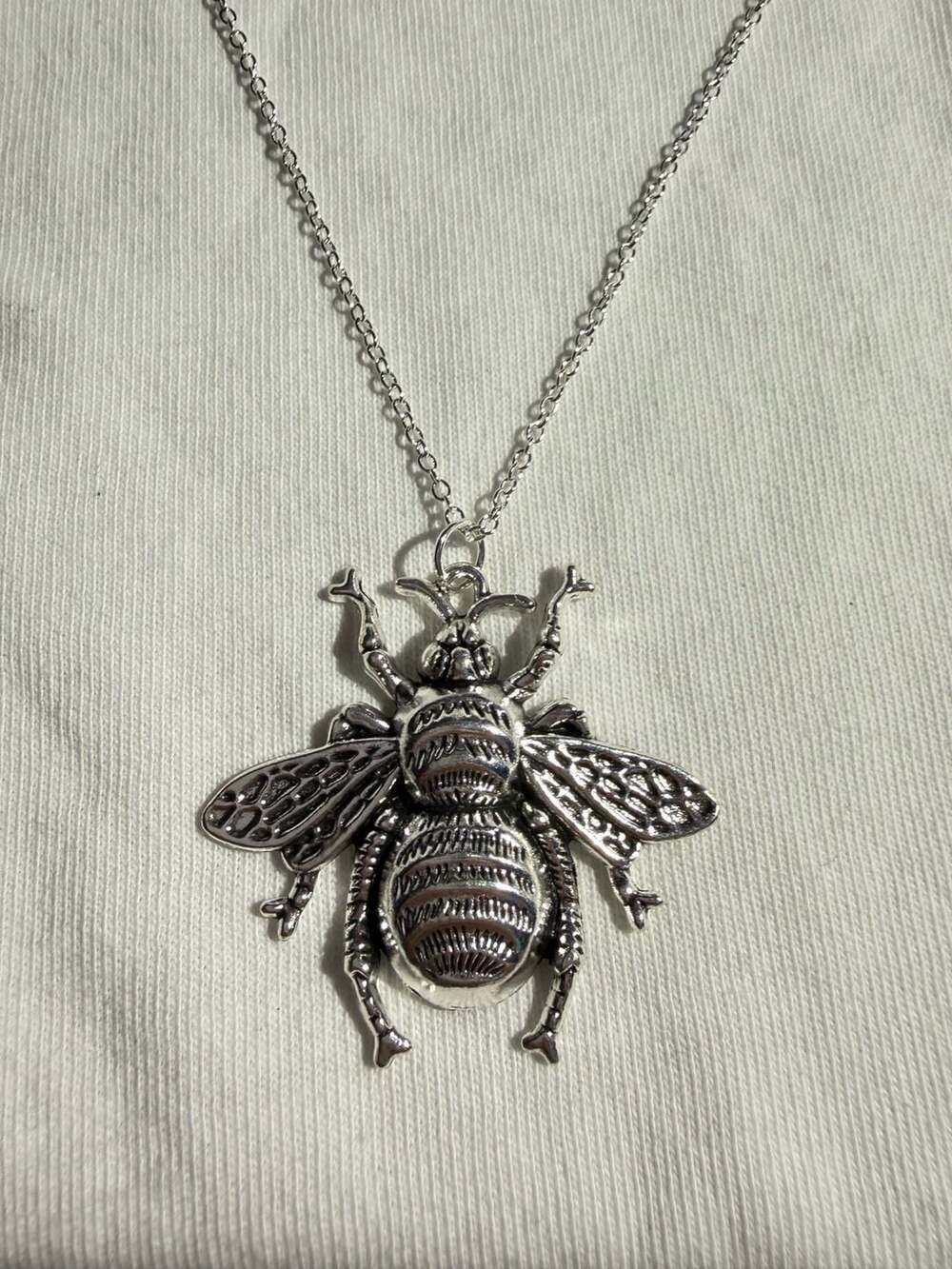 Large Stainless Steel Silver Tone Bee Pendant Necklace